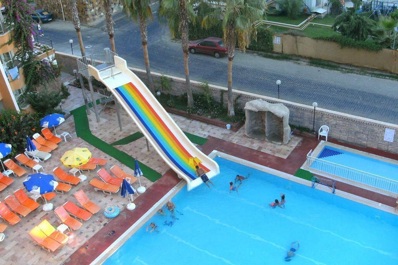 Club Tess Hotel Konaklı Zewnętrze zdjęcie