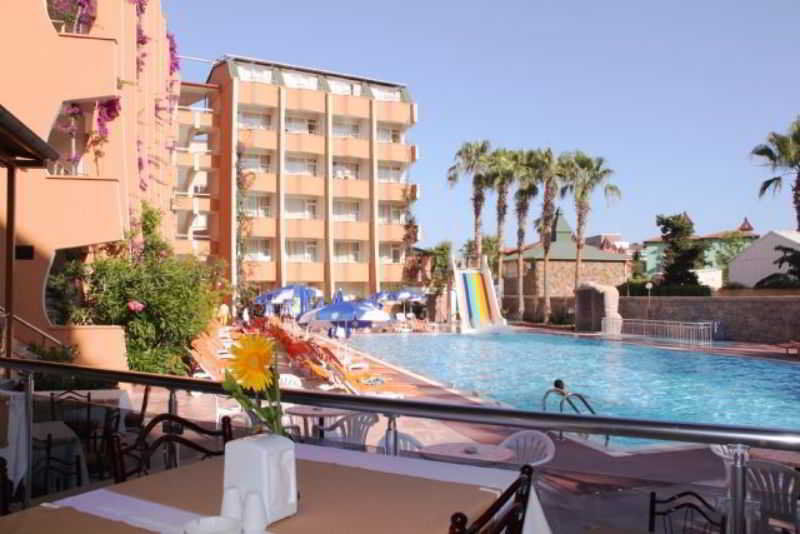 Club Tess Hotel Konaklı Zewnętrze zdjęcie