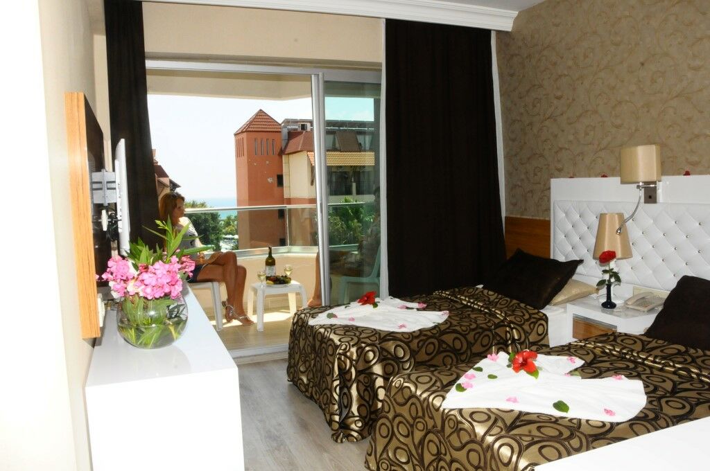 Club Tess Hotel Konaklı Zewnętrze zdjęcie